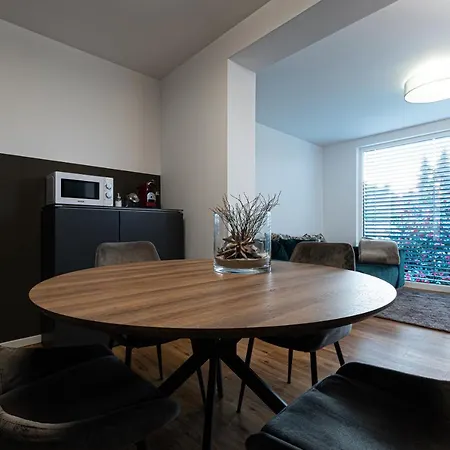 B26 - Unterwegs Zu Hause