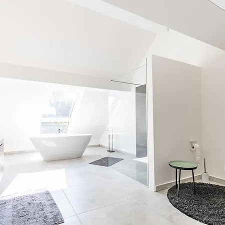 B26 - Unterwegs Zu Hause